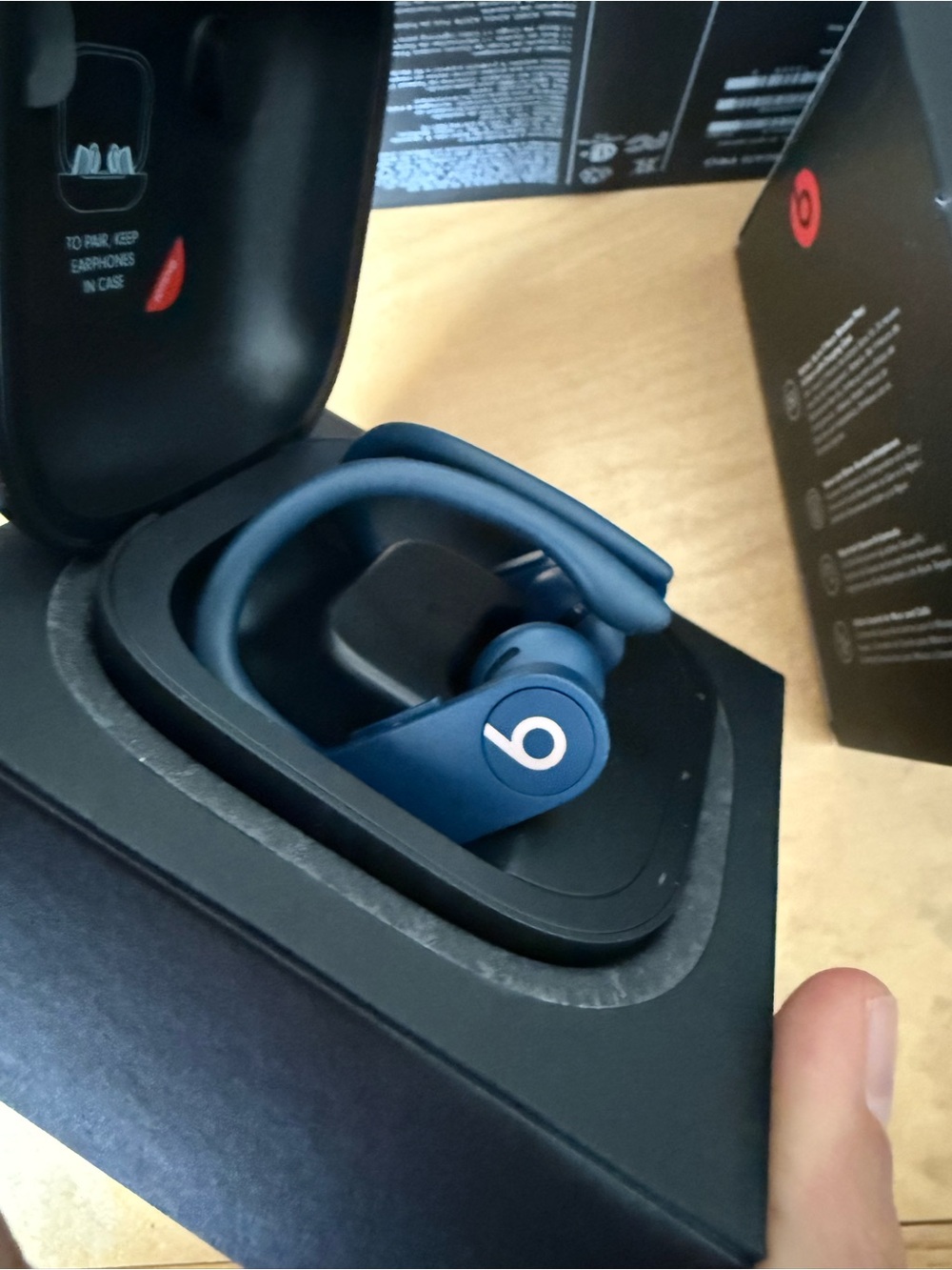 Beats by Dre Powerbeats Pro Wireless Earbuds Blue - Picture 3 of 7